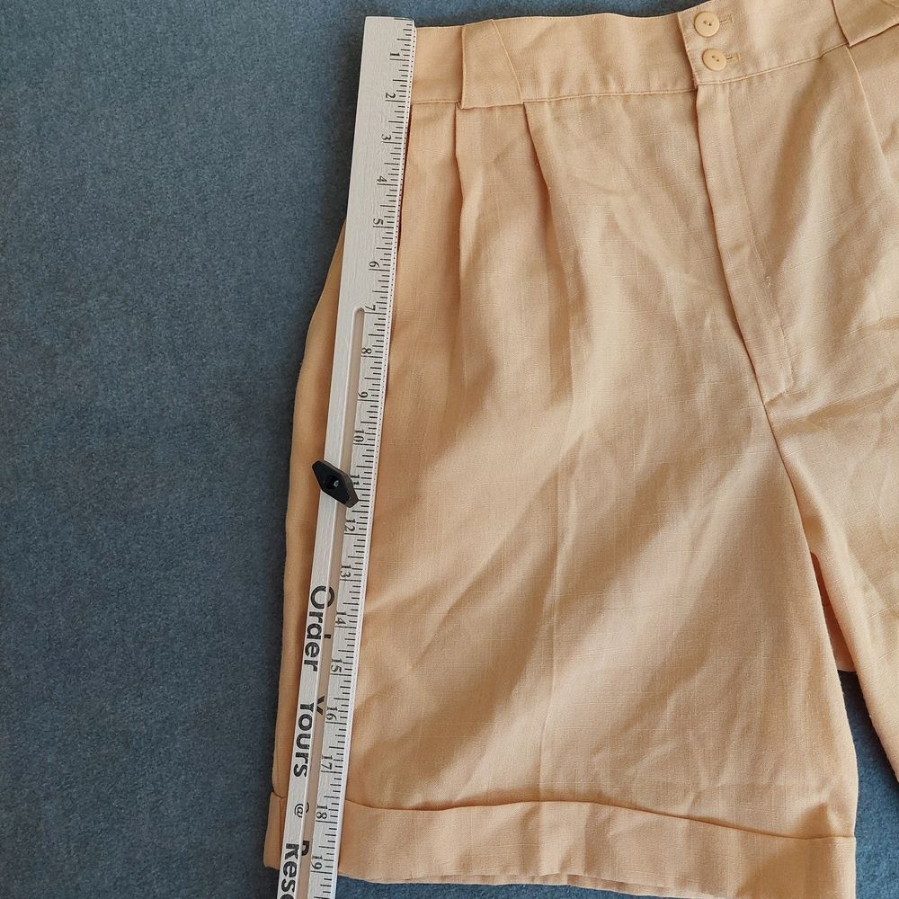Vtg 90s Fundamental Things Petites Peach High Waisted Pleated Shorts 10P - Picture 6 of 10